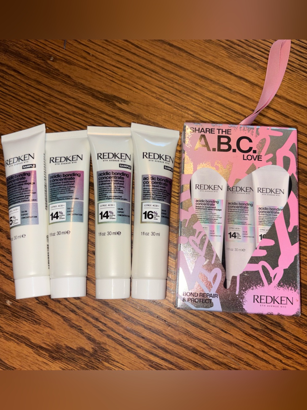 Redken Acidic Bonding Concentrate Holiday Mini and Extra Samples